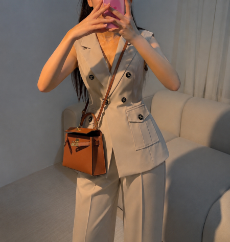 طقم CHANEL 🦋 طول البنطلون 105 سم + قشاط الشركة