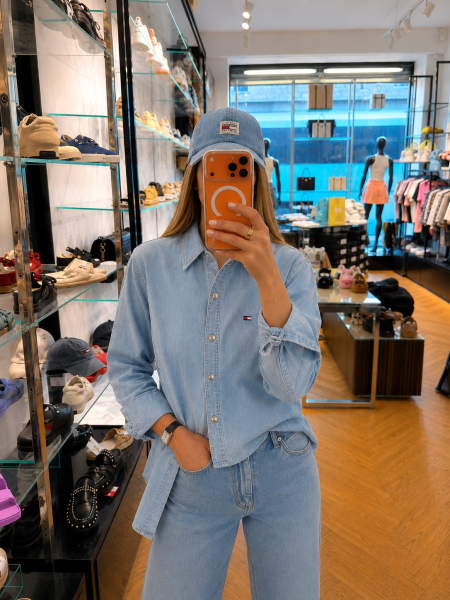 قميص Tommy 🦋 جينز