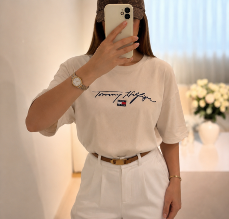 بلوز Tommy 🫰 أوڤر سايز