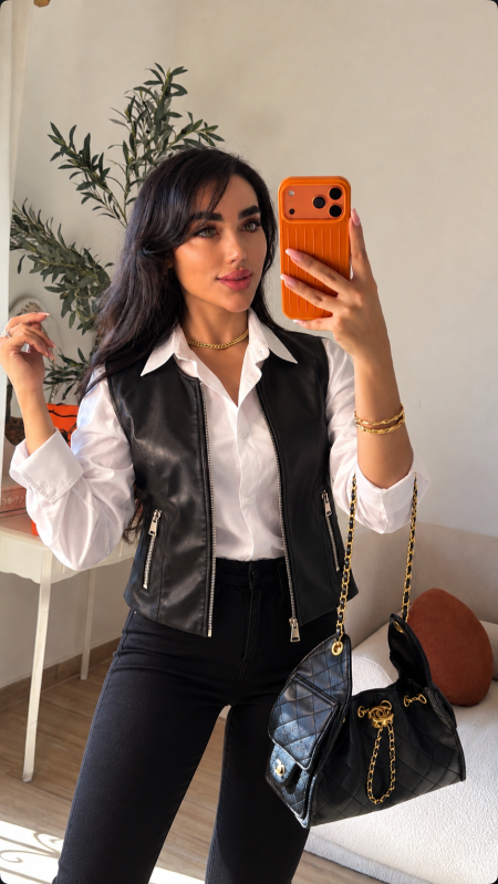 فست جلد 🖤! غير شامل القميص