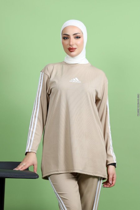 طقم adidas - بيج غامق