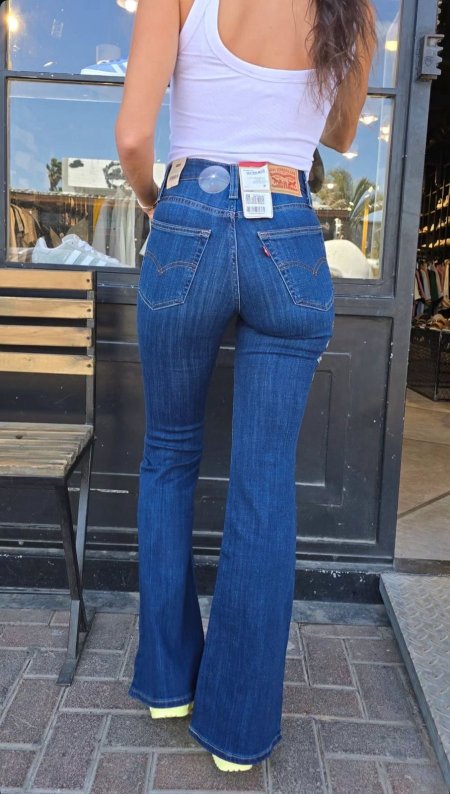 بنطلون Levi’s