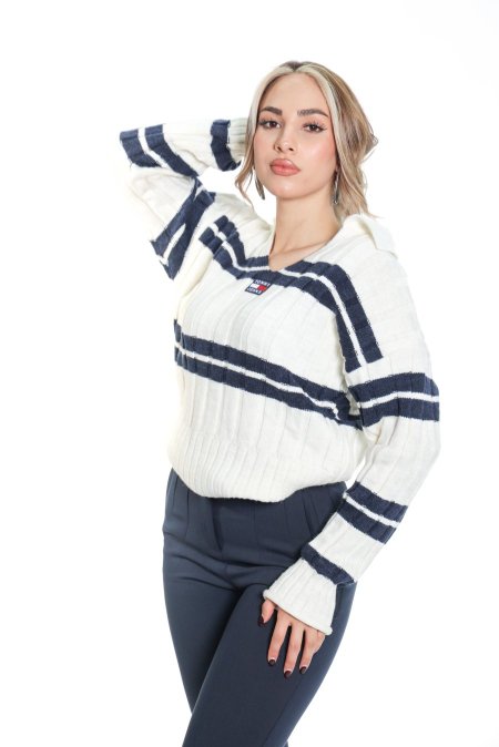 بلوز Tommy بقبة